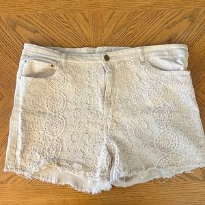 White crochet shorts